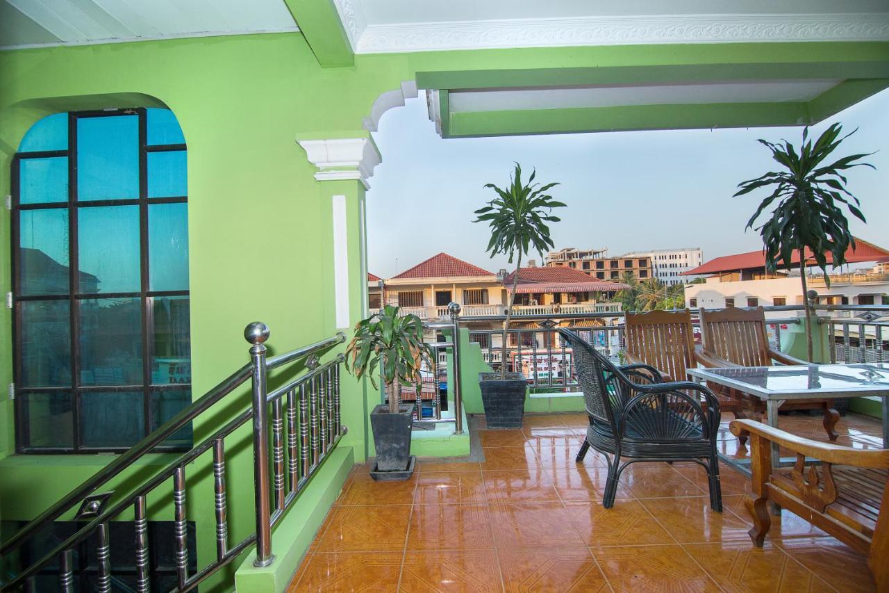 Top Sky Hostel Siem Reap Exterior photo